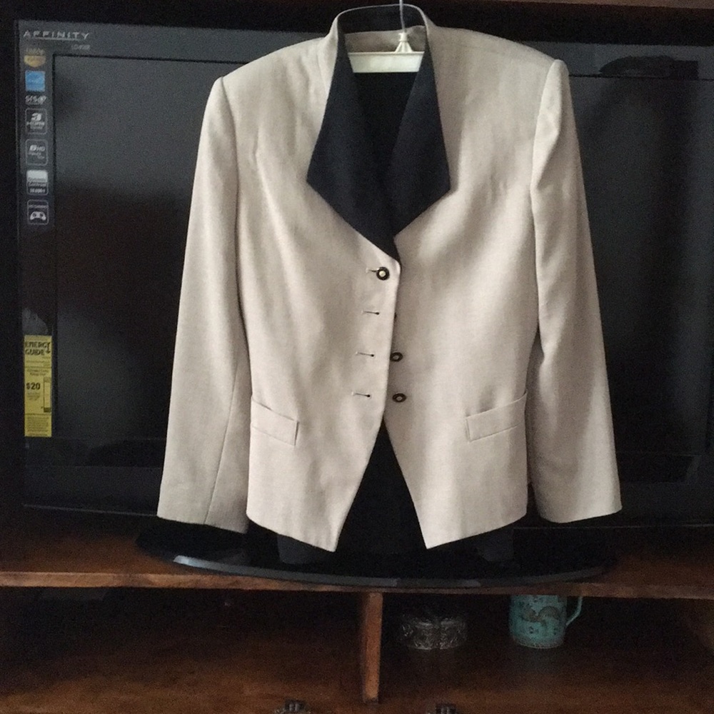 Suit